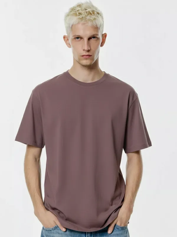 Highlander Men Purple Solid Round Neck T-Shirt