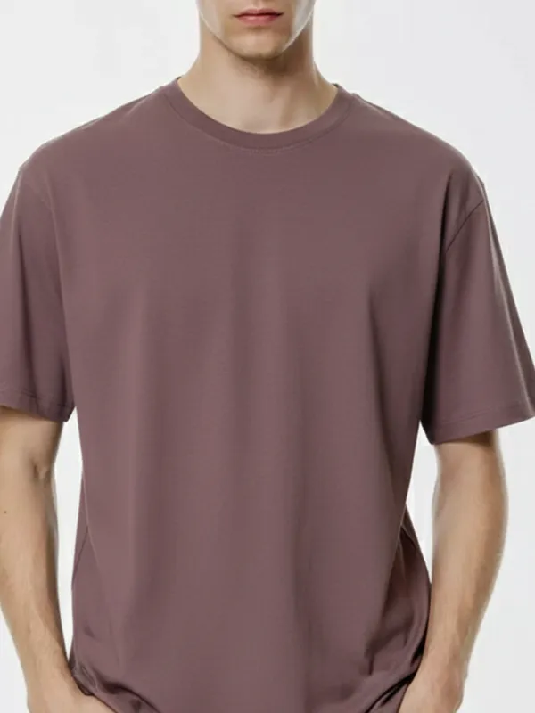 Highlander Men Purple Solid Round Neck T-Shirt