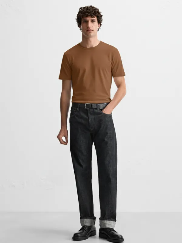 Highlander Men Brown Solid Round Neck T-Shirt