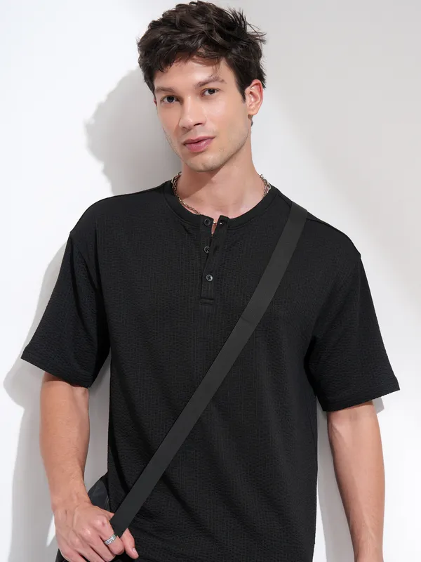 Highlander Men Black Self Design Henley Neck Relaxed Fit T-Shirt