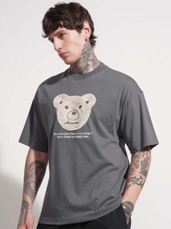 Highlander Men Grey Applique Round Neck Oversized Fit T-Shirt