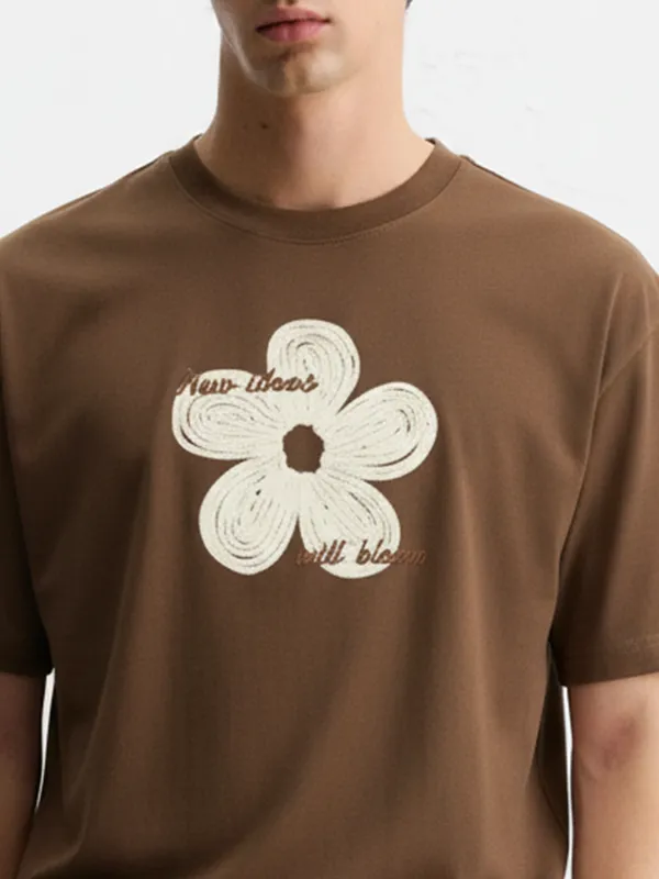 Highlander Men Brown Applique Round Neck Oversized Fit T-Shirt