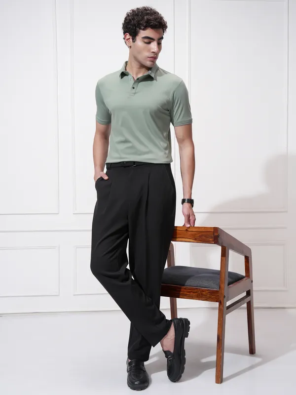 Highlander Men Green Solid Polo Collar T-Shirt