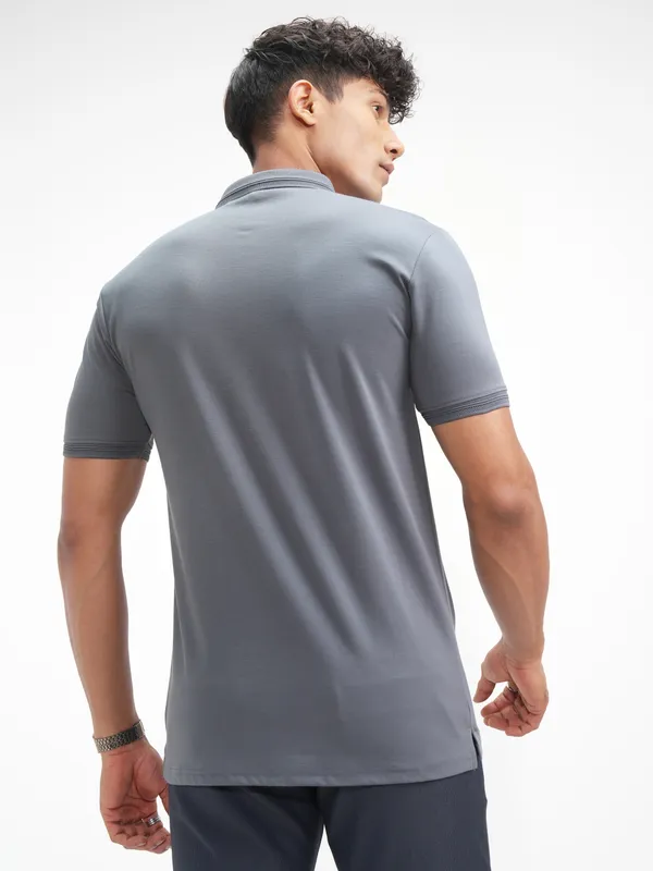 Highlander Men Grey Solid Polo Collar T-Shirt