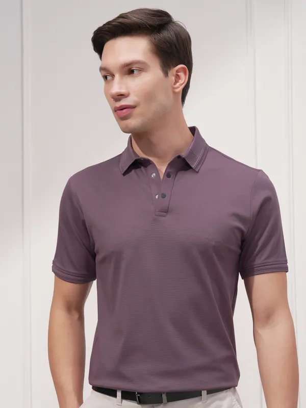 Highlander Men Purple Solid Polo Collar T-Shirt