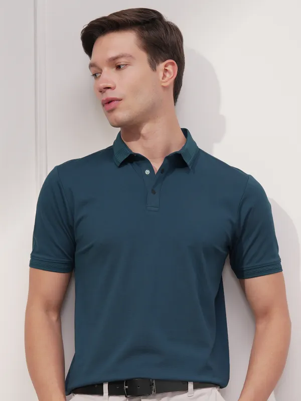 Highlander Men Teal Solid Polo Collar T-Shirt
