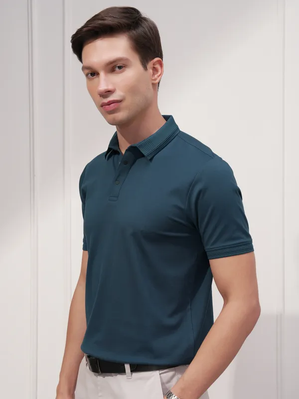 Highlander Men Teal Solid Polo Collar T-Shirt