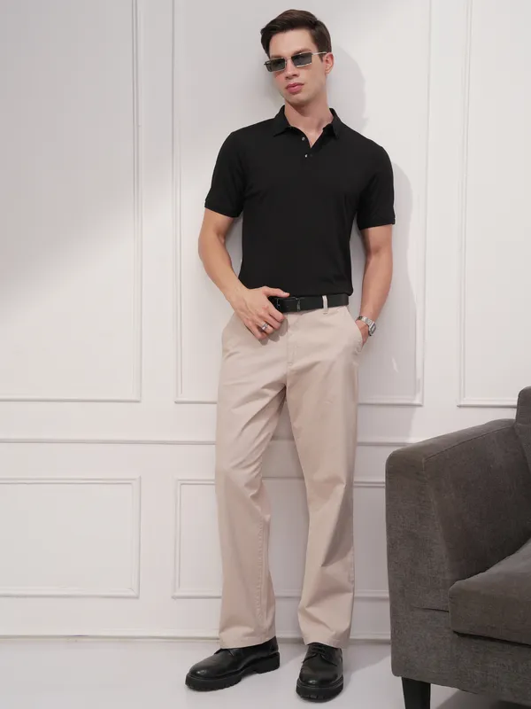 Highlander Men Black Solid Polo Collar Regular Fit T-Shirt