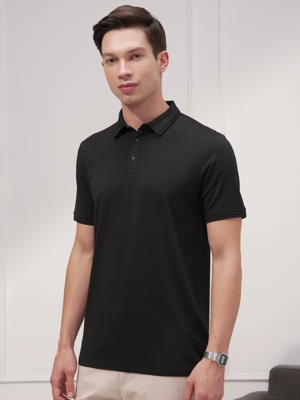 Highlander Men Black Solid Polo Collar Regular Fit T-Shirt