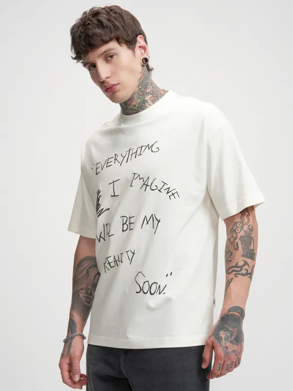 Highlander Men Off White Printed Oversized Fit T-Shirt