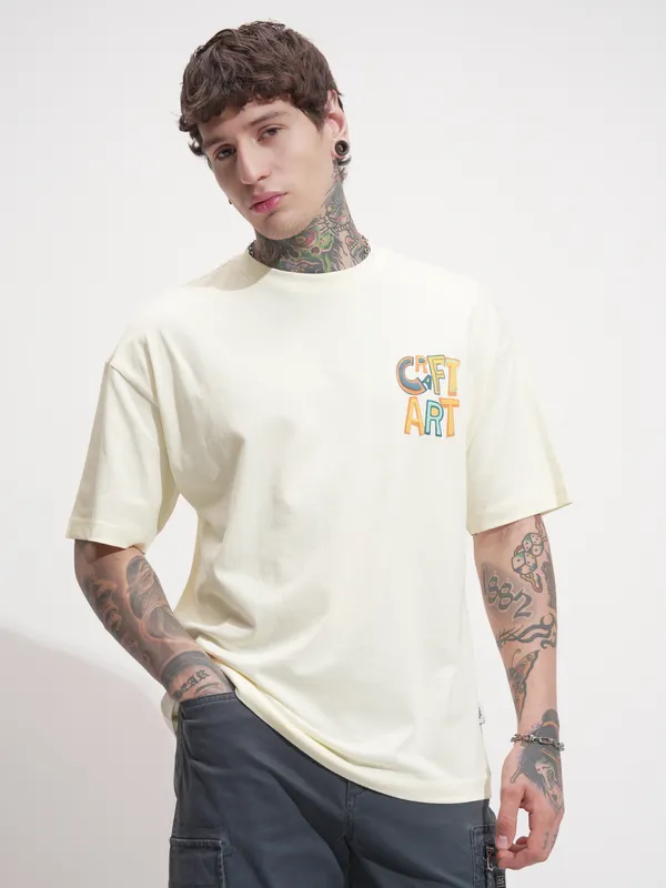 Highlander Men Cream Printed Round Neck Oversized Fit T-Shirt