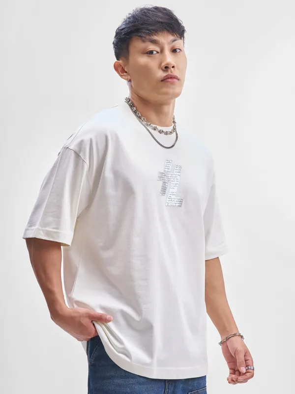 Highlander Men Off White Printed Round Neck Oversized Fit T-Shirt