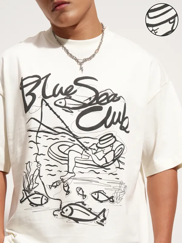 Highlander Men Off White Printed Round Neck Oversized Fit T-Shirt