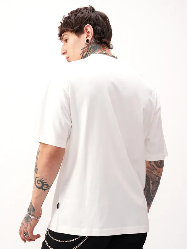 Highlander Men Off White Printed Round Neck Oversized Fit T-Shirt