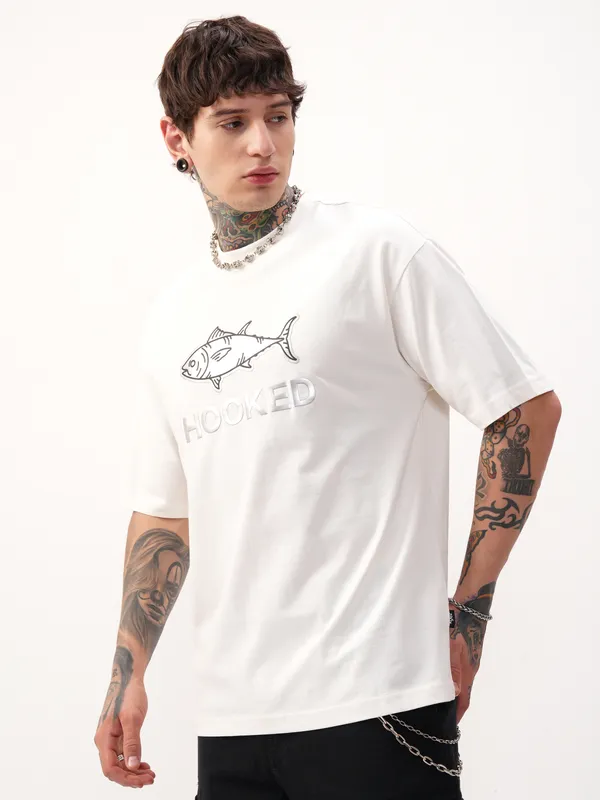 Highlander Men Off White Printed Round Neck Oversized Fit T-Shirt