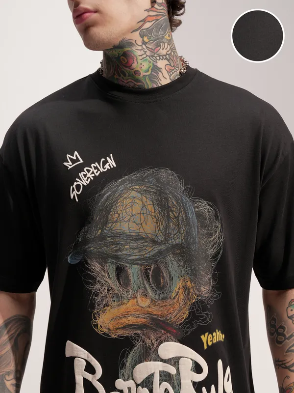 Highlander Men Black Printed Round Neck Oversized Fit T-Shirt
