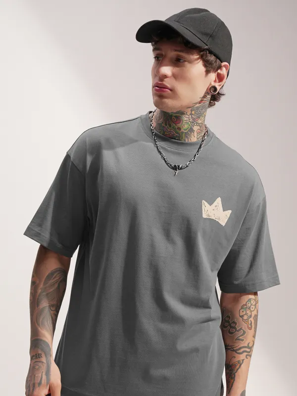 Highlander Men Grey Printed Round Neck Oversized Fit T-Shirt