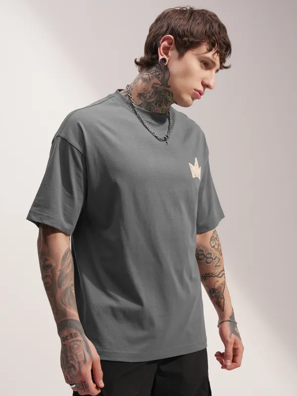 Highlander Men Grey Printed Round Neck Oversized Fit T-Shirt