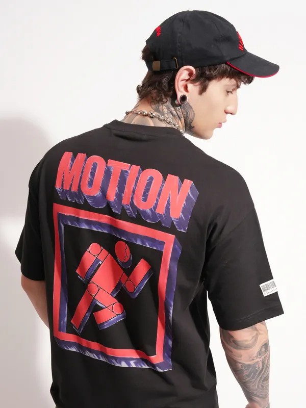 Highlander Men Black Printed Round Neck Oversized Fit T-Shirt