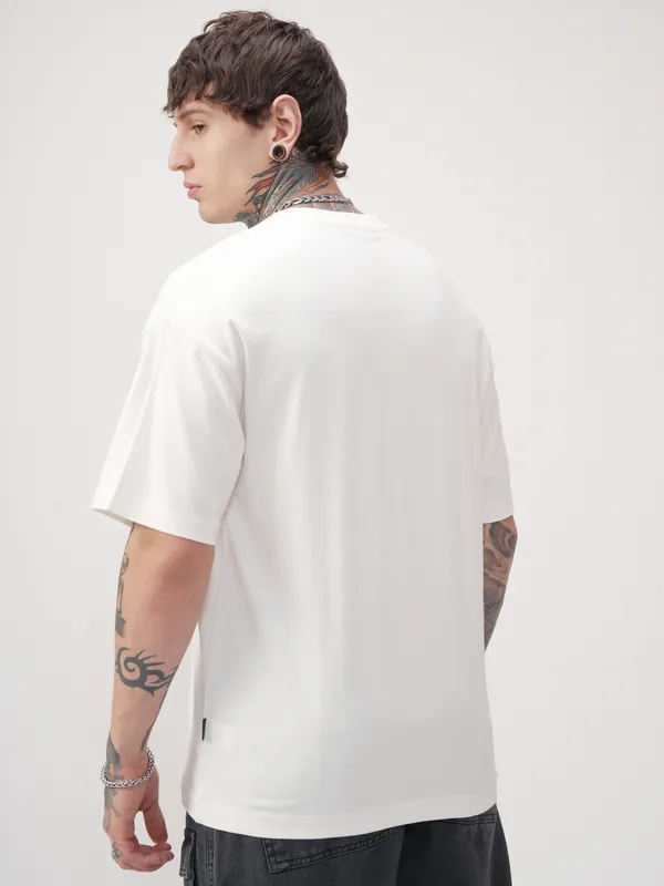 Highlander Men Off White Printed Round Neck Oversized Fit T-Shirt