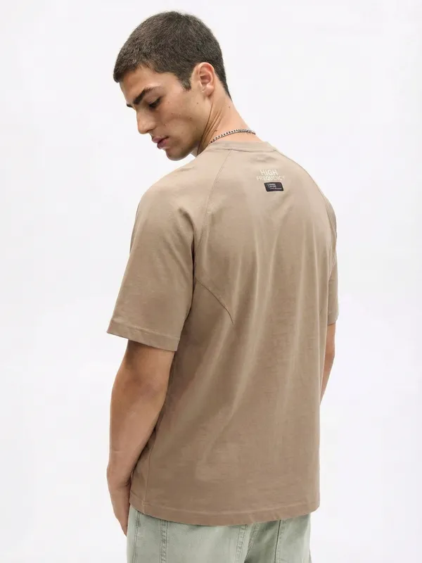 Highlander Men Tan Printed Round Neck Oversized Fit T-Shirt