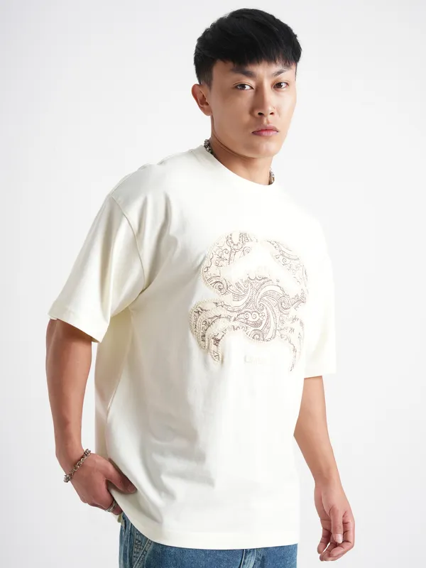 Highlander Men Cream Printed Round Neck Oversized Fit T-Shirt