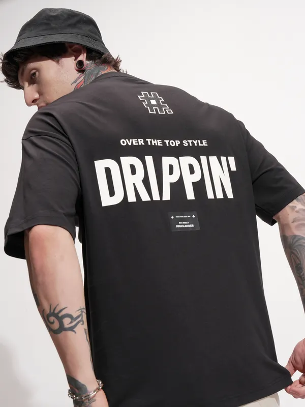 Highlander Men Black Printed Round Neck Oversized Fit T-Shirt