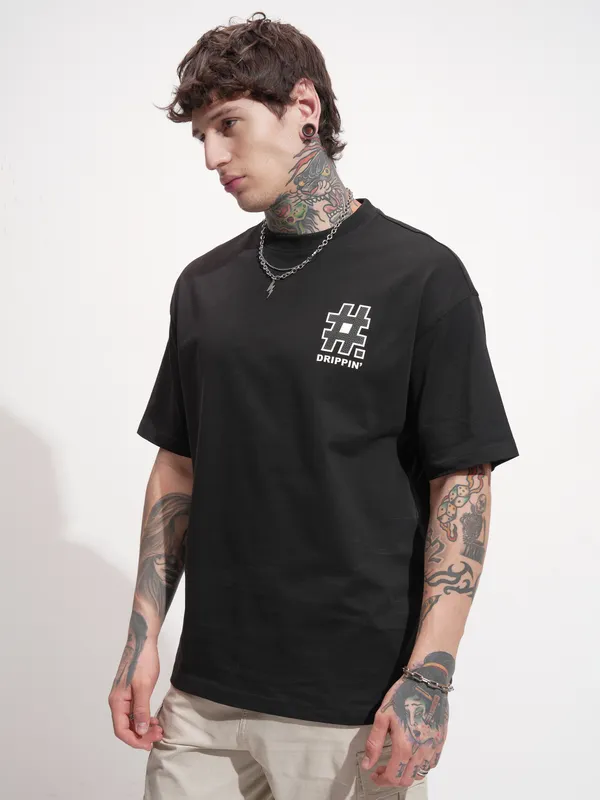 Highlander Men Black Printed Round Neck Oversized Fit T-Shirt