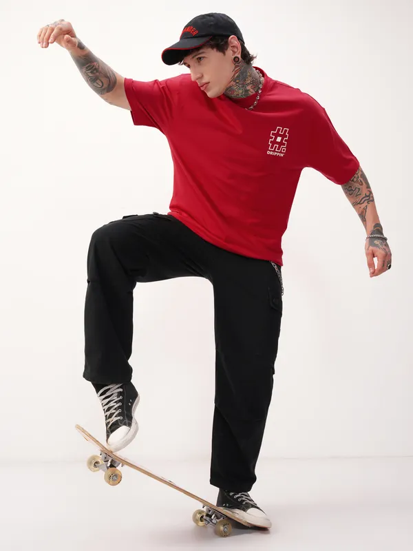 Highlander Men Red Printed Round Neck Oversized Fit T-Shirt