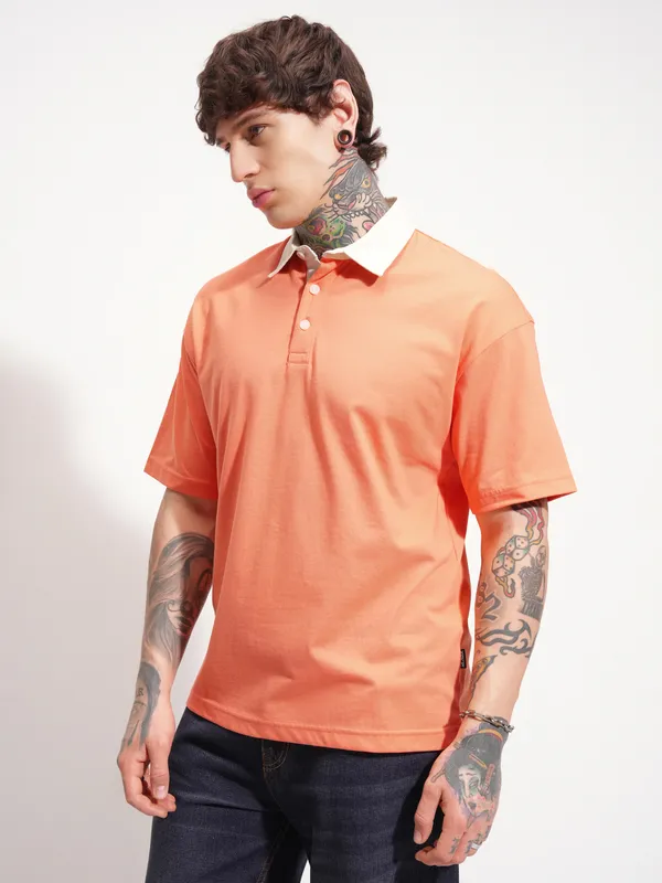 Highlander Men Coral Solid Polo Collar T-Shirt
