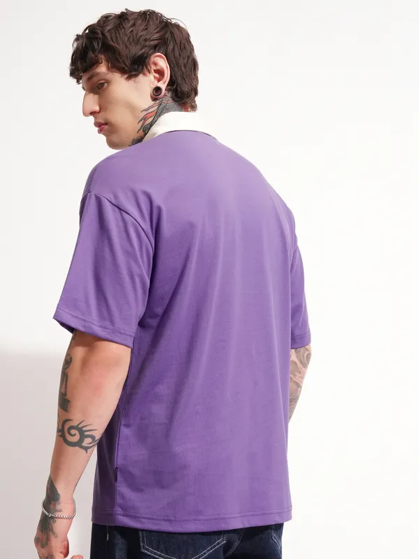Highlander Men Purple Solid Polo Collar T-Shirt