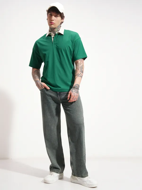 Highlander Men Green Solid Polo Collar T-Shirt