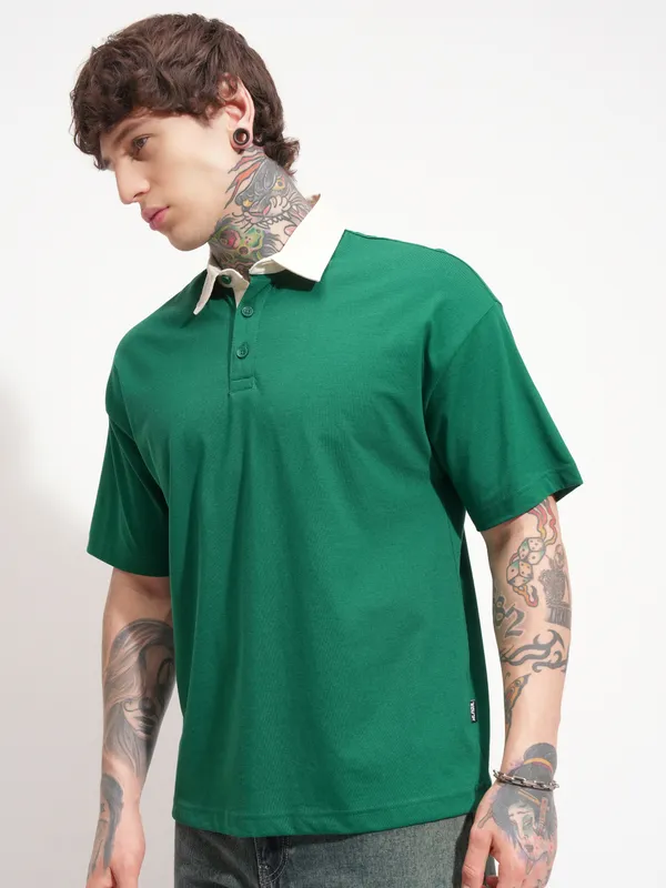 Highlander Men Green Solid Polo Collar T-Shirt