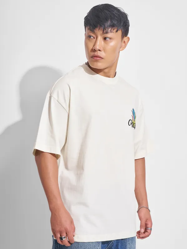 Highlander Men Off White Printed Round Neck Oversized Fit T-Shirt