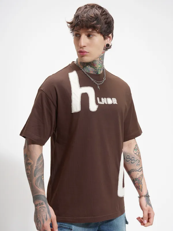 Highlander Men Brown Printed Round Neck Oversized Fit T-Shirt