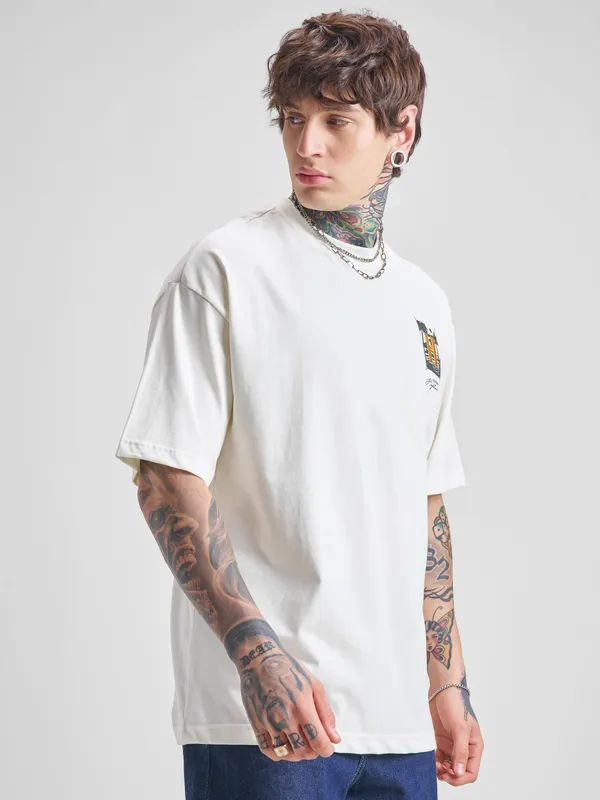 Highlander Men Off White Printed Round Neck Oversized Fit T-Shirt