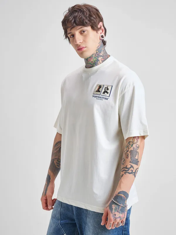 Highlander Men Off White Printed Round Neck Oversized Fit T-Shirt