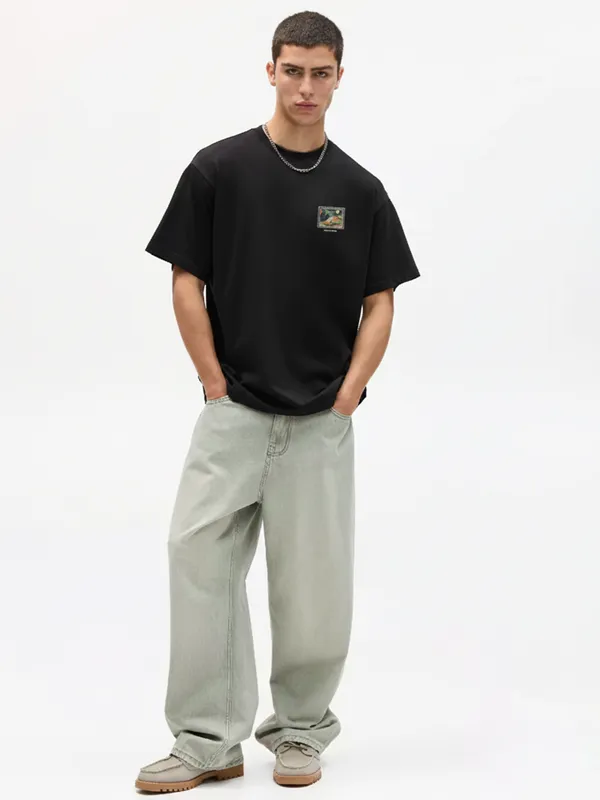 Highlander Men Black Printed Round Neck Oversized Fit T-Shirt