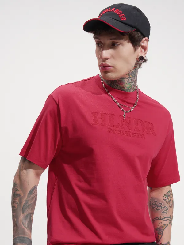 Highlander Men Red Self Design Round Neck T-Shirt