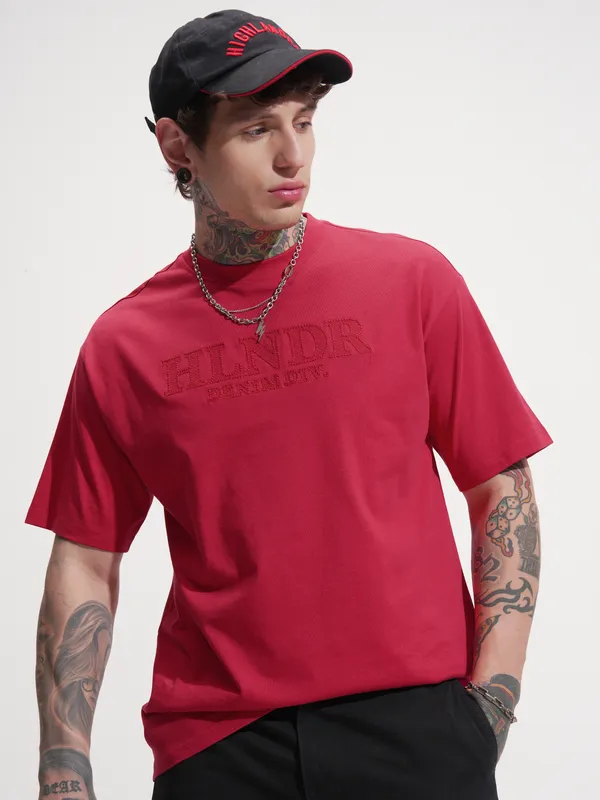 Highlander Men Red Self Design Round Neck T-Shirt
