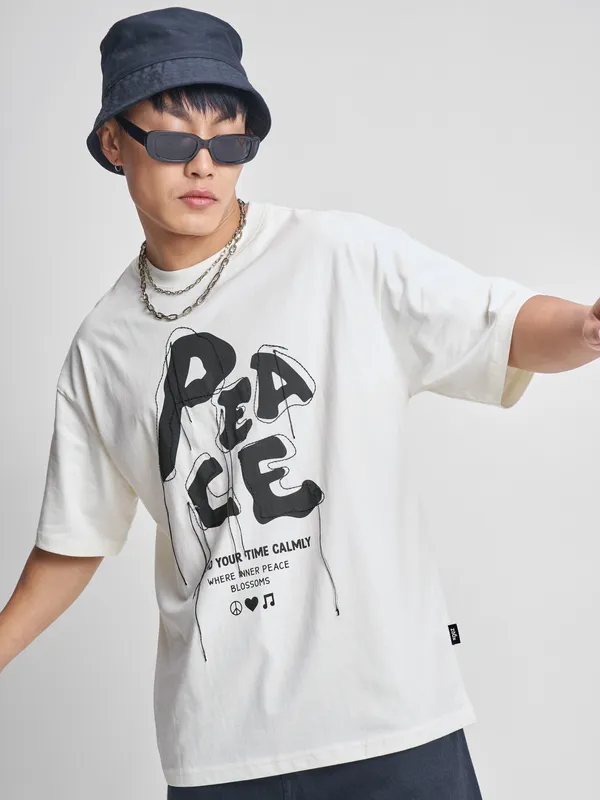 Highlander Men Cream Printed Round Neck Oversized Fit T-Shirt