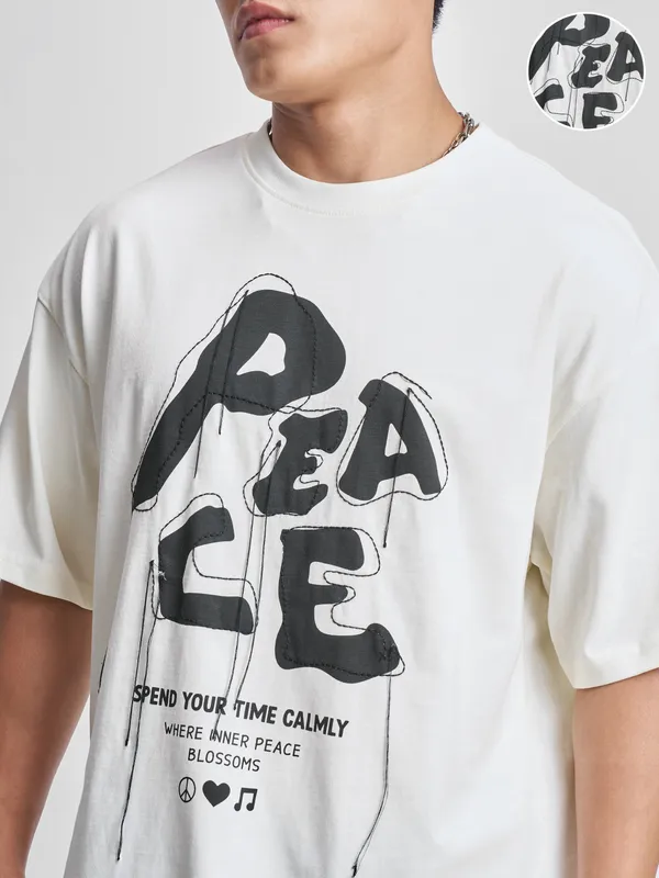 Highlander Men Cream Printed Round Neck Oversized Fit T-Shirt