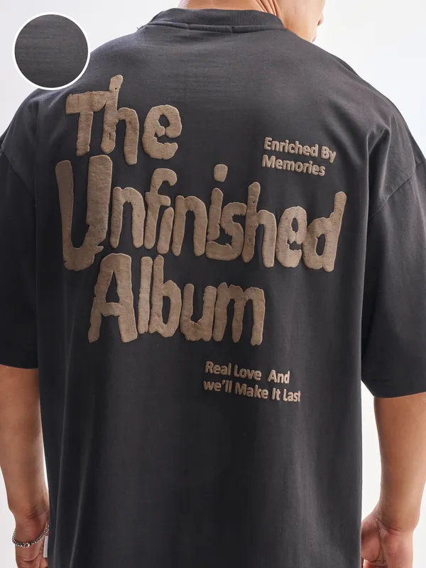 Highlander Men Black Printed Round Neck Oversized Fit T-Shirt