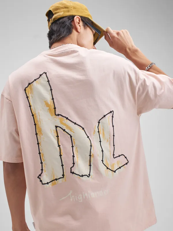 Highlander Men Pink Embroidered Round Neck T-Shirt