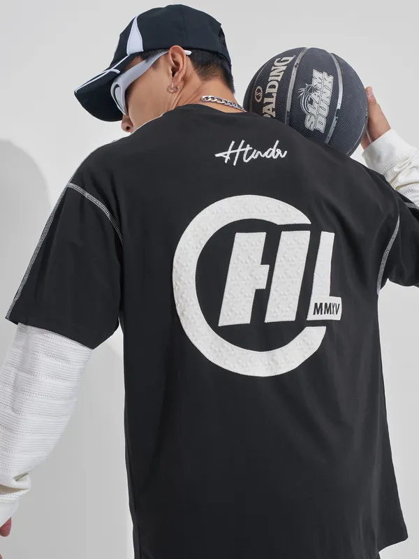 Highlander Men Black Printed Round Neck Oversized Fit T-Shirt