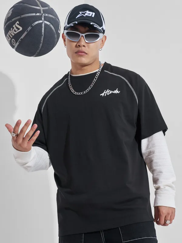Highlander Men Black Printed Round Neck Oversized Fit T-Shirt
