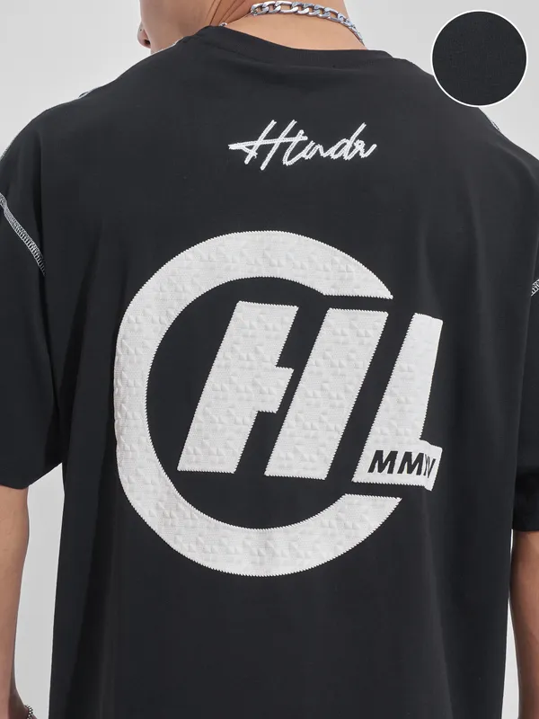 Highlander Men Black Printed Round Neck Oversized Fit T-Shirt
