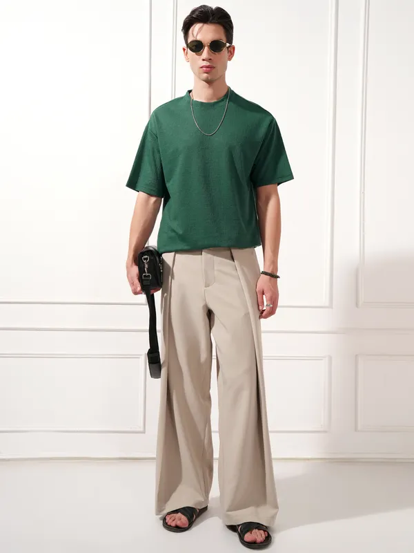 Highlander Men Teal Solid Round Neck T-Shirt