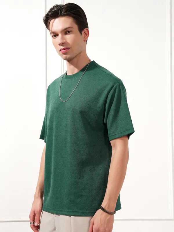 Highlander Men Teal Solid Round Neck T-Shirt
