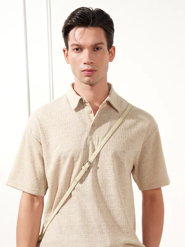 Highlander Men Cream Solid Polo Collar T-Shirt